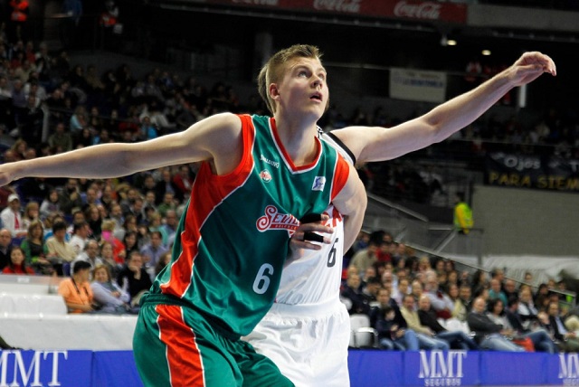 2015年NBA选秀热门球员:克里斯塔普斯-波尔津吉斯(Kristaps-Porzingis)