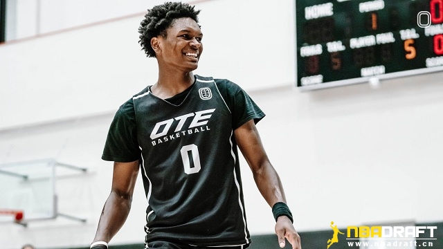 2023年NBA选秀球员:奥萨尔-汤普森 2023年NBA选秀球员:奥萨尔-汤普森