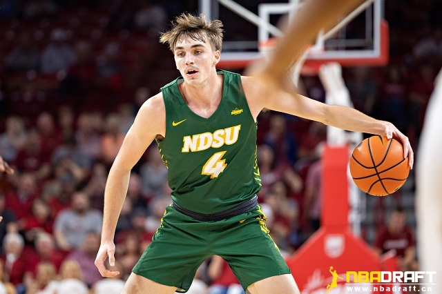 2024年NBA选秀球员:格兰特-尼尔森(Grant Nelson) 2024年NBA选秀球员:格兰特-尼尔森(Grant Nelson)