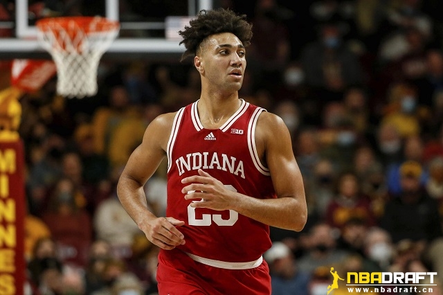 2023年NBA选秀热门球员特雷斯·杰克逊-戴维斯(Trayce Jackson-Davis)