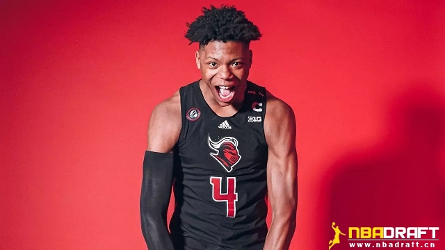 2025年NBA选秀热门球员：艾斯-贝利