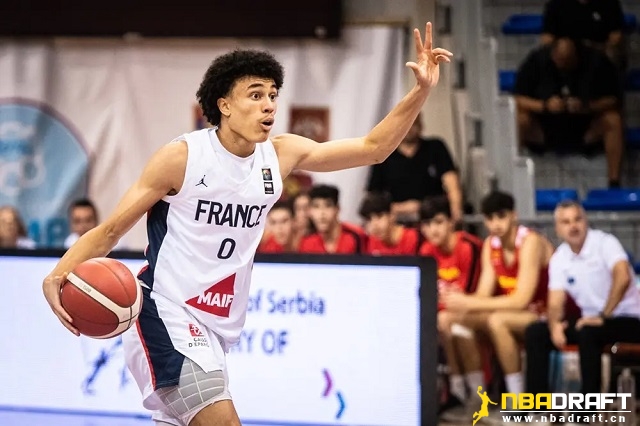 2025年NBA选秀热门：诺兰-特拉奥雷